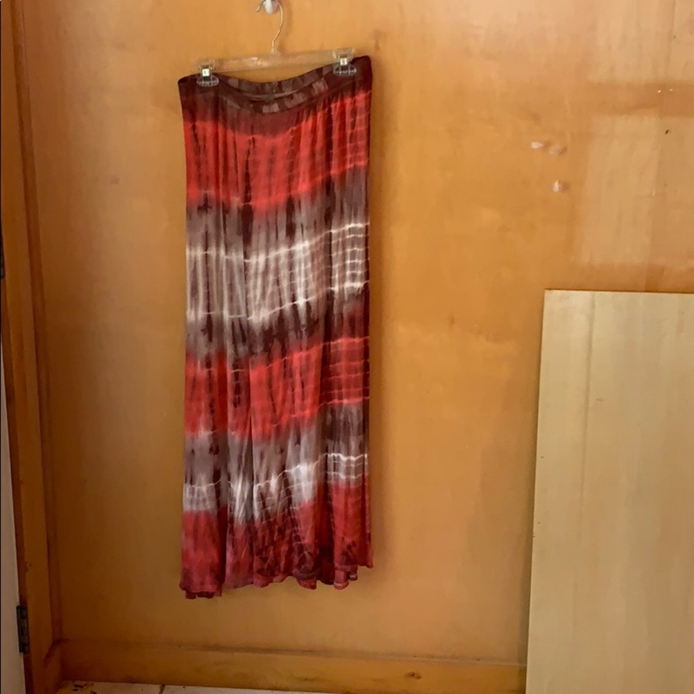 Browns and peachies in color skirt